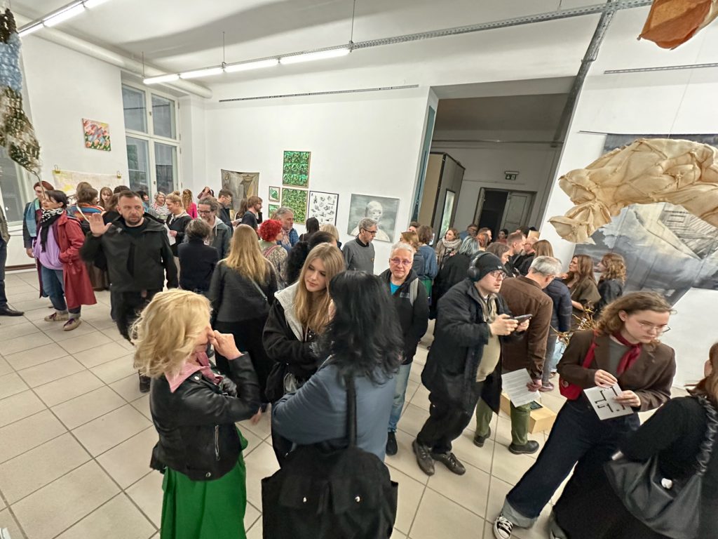 picture from the exhibition Skraj/Am Rand, Galerie Nowe Miejsce, Warszaw Mai 2025